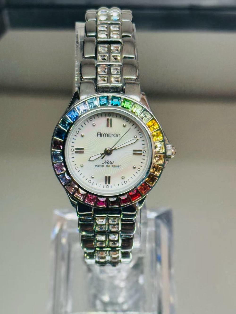 Armitron Women’s Silver Tone 26mm Watch Rainbow Crystal Bezel New Battery Runs